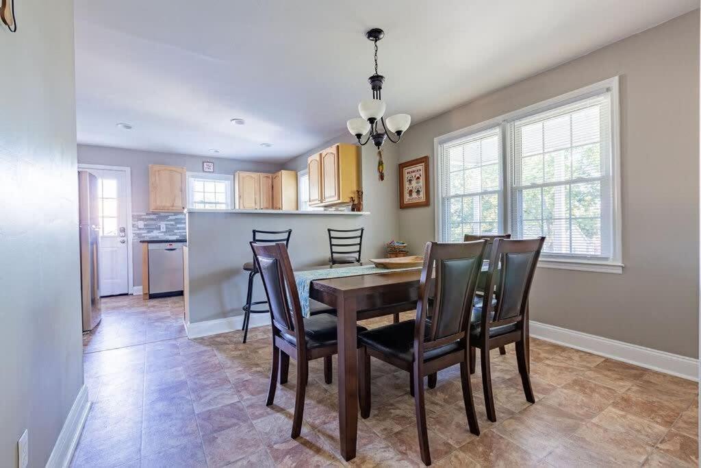 Charming 3-Bedroom Home In Rossville, Ga - Family Retreat Exteriör bild