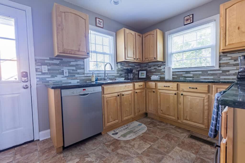 Charming 3-Bedroom Home In Rossville, Ga - Family Retreat Exteriör bild